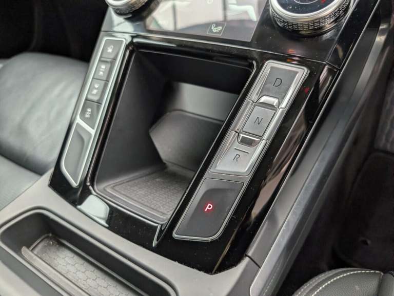 2019 Jaguar I-Pace 400 90kWh SE SUV 5dr Electric Auto 4WD (400 ps) REAR CAMERA + PARK ASSIST HATC...