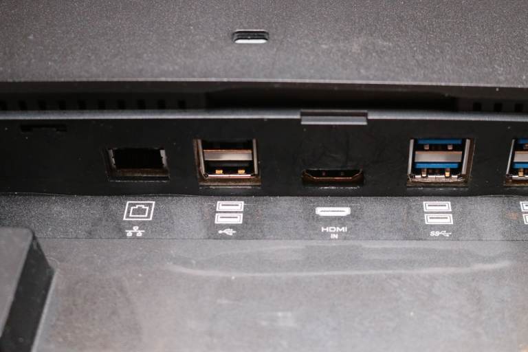 All-in-one Dell Optiplex 7440 AiO 23.8" PC (Windows 11, Intel Core i5 6500, 256GB SSD)