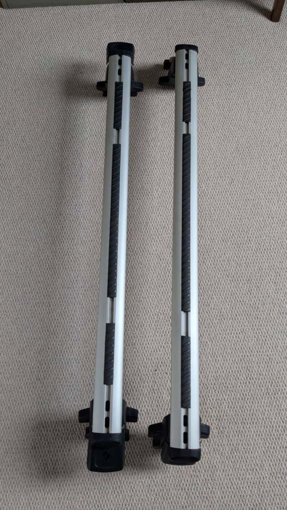 Audi A3 3-door aero roof bars