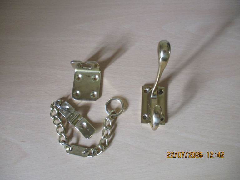 Security Door Chain & Coat Hook - Brass