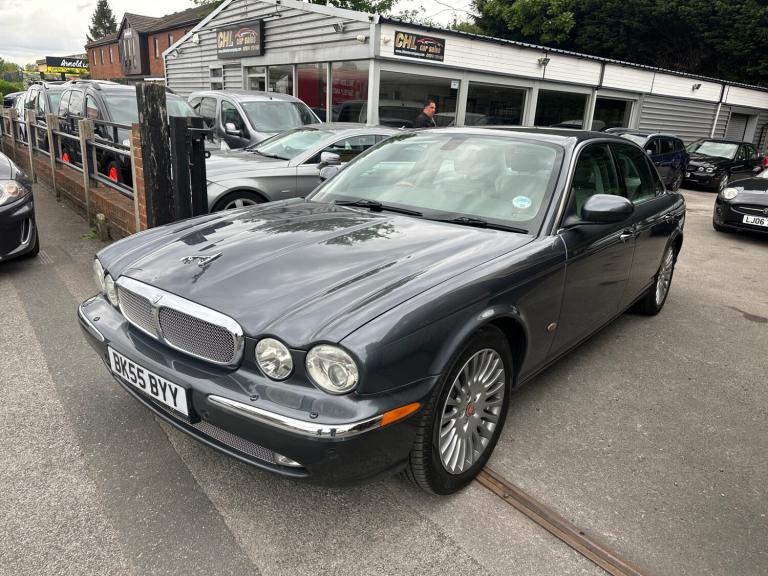 2005 Jaguar XJ XJ8 4.2 V8 Sovereign [LWB] 4dr Auto SALOON Petrol Automatic