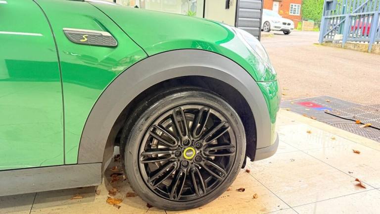 2021 MINI Electric Hatch Cooper SE 32.6kWh Level 2 Auto 3dr Hatchback ELECTRIC Automatic