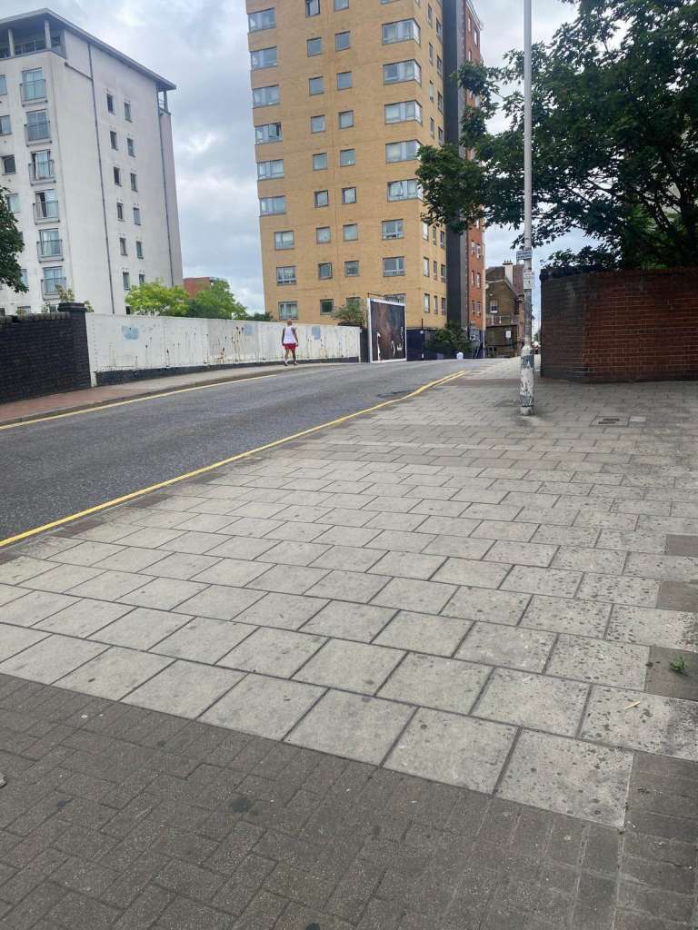 2 Bedroom Flat to rent in Prime Location Ilford IG1