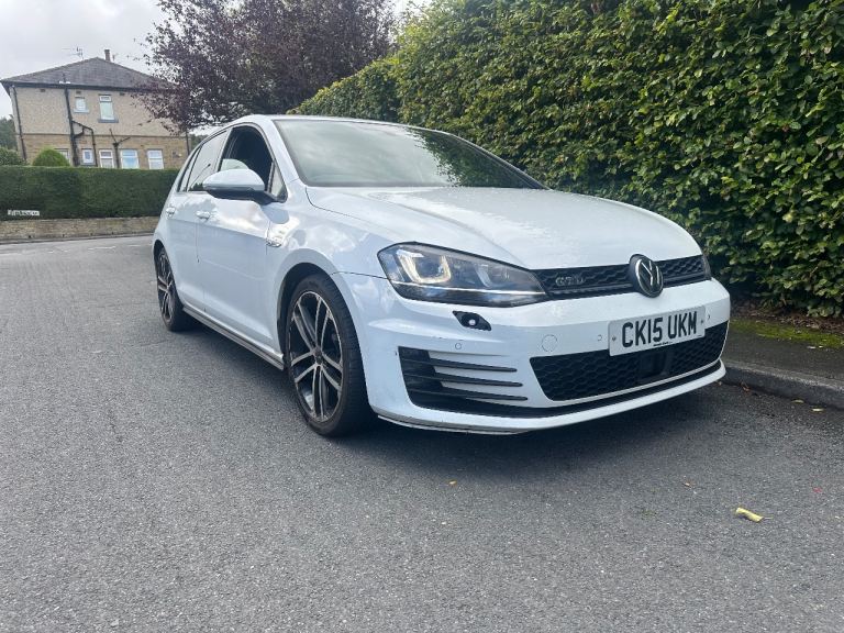 Volkswagen, GOLF, Hatchback, 2015, Manual, 1968 (cc), 5 doors