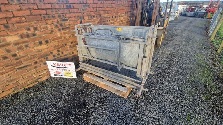 Ironworks sheep turnover crate farm livestock tractor 