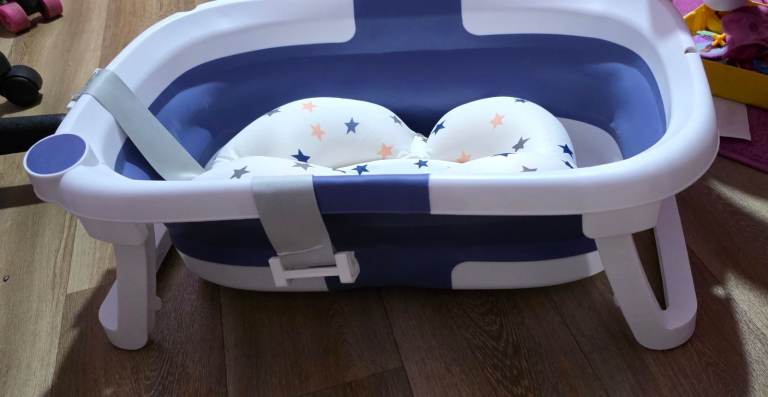 baby bath stand