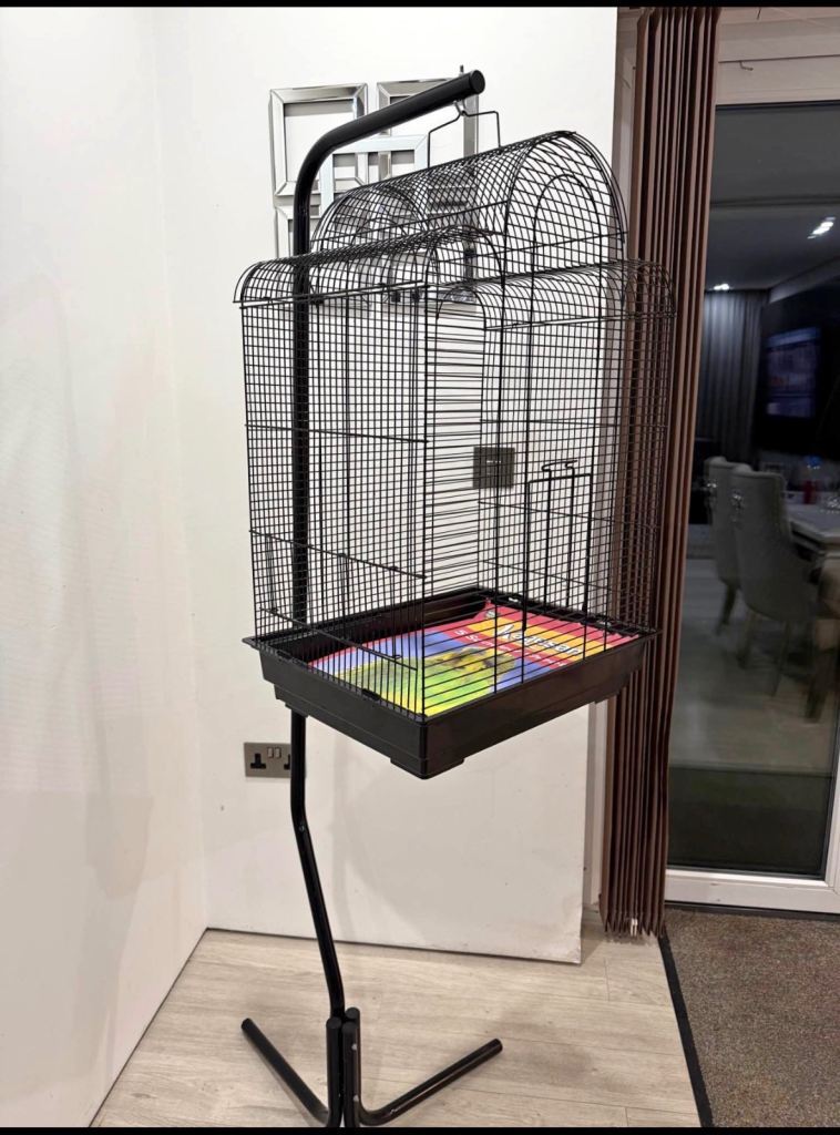 Bird cage with stand and accessories 