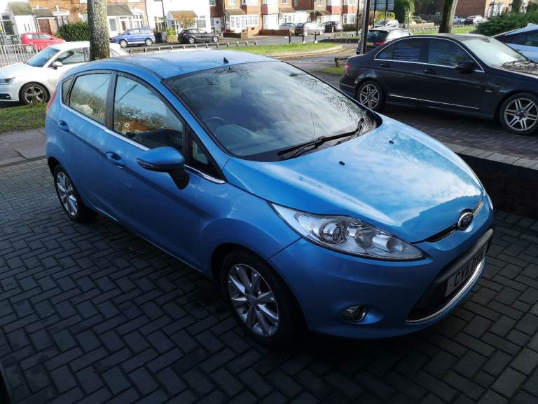 2011 Ford Fiesta Zetec 1.2 5 Door Very Low Miles 65k Long MOT 27/1/2027 Excellent 1st Car Bargain!!!