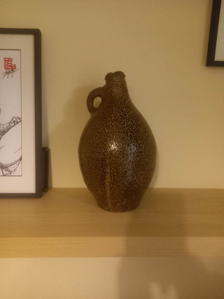 Old stoneware bottles wanted 