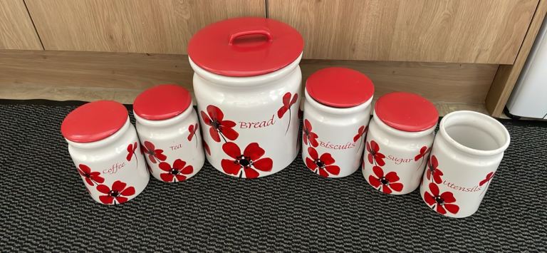 Kitchen containers, tea coffee sugar 