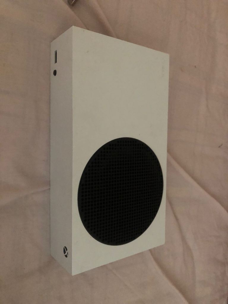 Xbox series S white 1TB with controller and cables!!