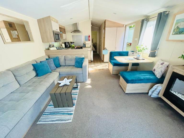 STATIC CARAVAN FOR SALE IN CORNWALL NOW REDUCED TO £34,950 close to beaches 