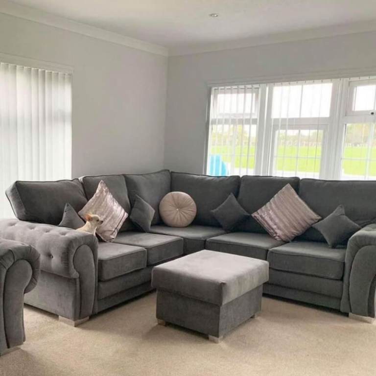 12% Discount PRICE ~~ New VERONA Corner 5 Seater Plush Velvet Sofa Grey Color BRAND NEW C O D 🚚🚛