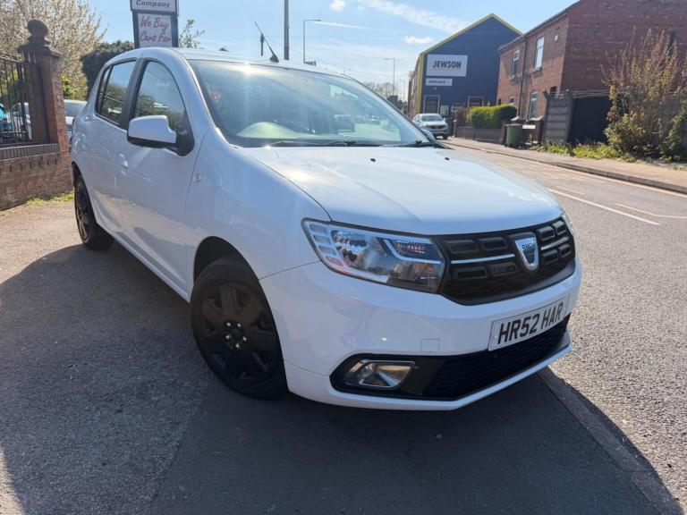 DACIA SANDERO 0.9 TCe Laureate Euro 6 (s/s) 5dr 2017