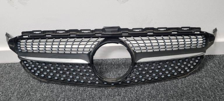 MERCEDES C CLASS W205 C205 A205 FRONT GRILL GRILLE DIAMOND BLACK EXCELLENT 2014-