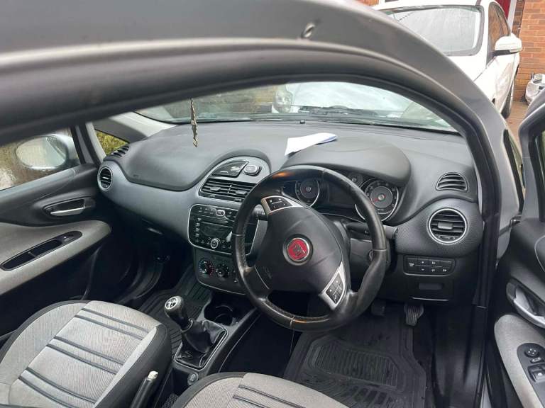 FIAT PUNTO 1.3 DIESEL...NEW MOT