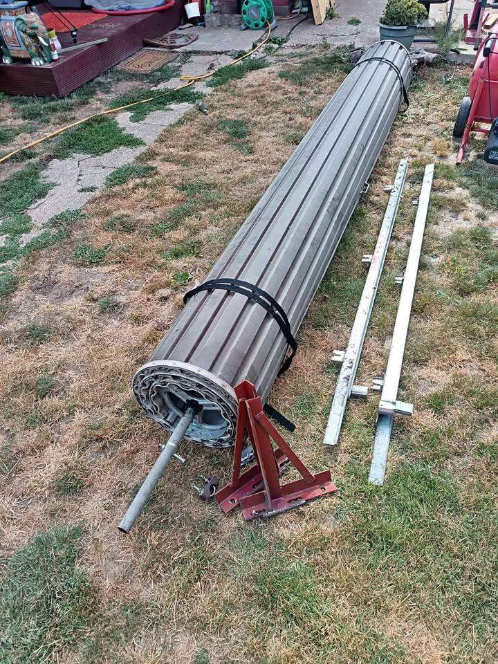 Metal Roller Shutter Door with Rails – Good Condition