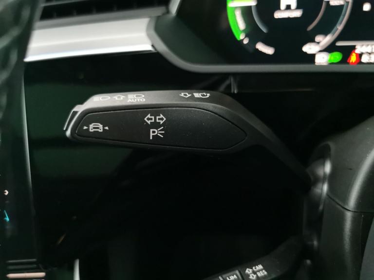 2021 Audi e-tron 300kW 55 Quattro 95kWh Black Edition 5dr Auto ESTATE ELECTRIC Automatic