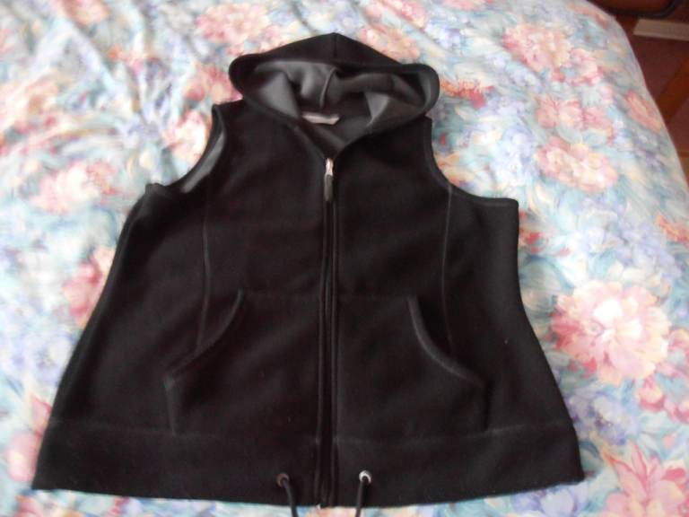 Ladies Body-warmer with hood (black), size  16 uk, front zip,