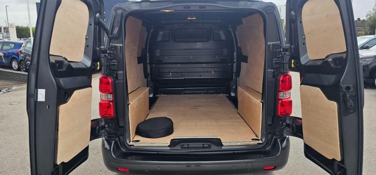 2025 Citroen Dispatch 75 kWh Driver M Auto MWB 6dr (7.4kW Charger) PANEL VAN Electric Automatic