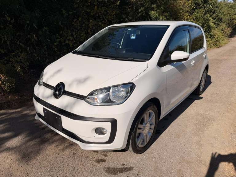 Volkswagen up! 1.0 BlueMotion Tech High up! Hatchback 5dr Petrol ASG Euro 6 (s/s) (75 ps) Petrol ...