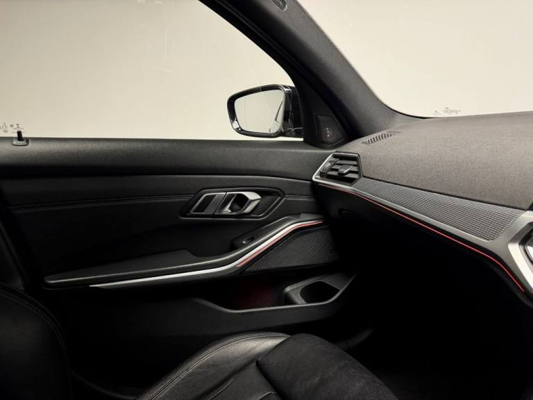 2019 BMW 3 Series 3.0 M340i Saloon 4dr Petrol Auto xDrive Euro 6 (s/s) (374 ps) Saloon Petrol Aut...