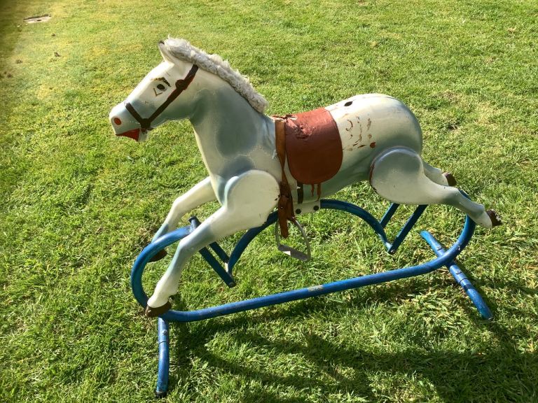 🐴 ’VINTAGE’ METAL ROCKING HORSE 🐎 “MOBO”