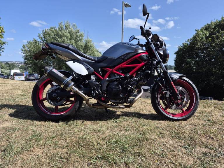 Suzuki, SV650 2019. Low miles, Yoshimura Exhaust