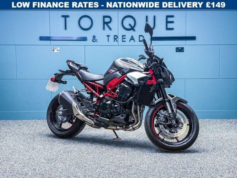 2026 26 KAWASAKI Z900 900 SUPERNAKED EURO 5 - LOW MILES - ONE OWNER