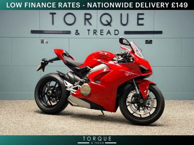 2019 68 DUCATI PANIGALE V4 1103 SUPER SPORTS EURO 4 - LOW MILES - GREAT HISTORY