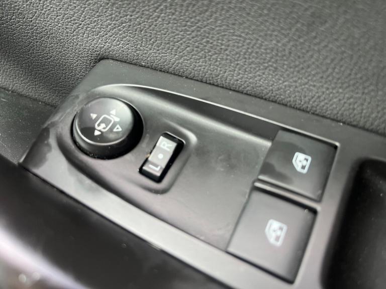 2019 Vauxhall Astra 1.4T 16V 150 Griffin 5dr HATCHBACK PETROL Manual