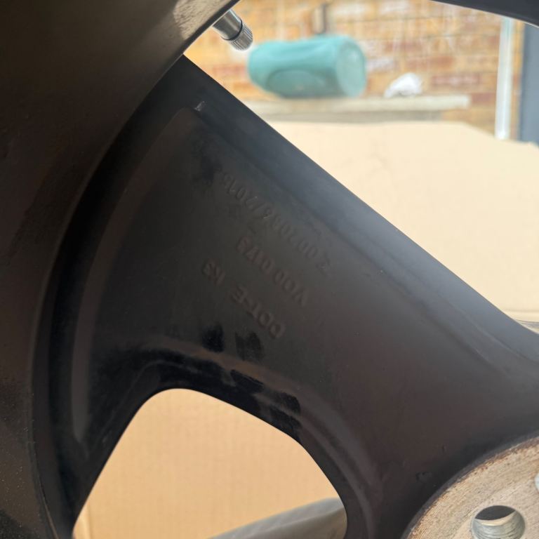 VOLVO XC90 BLACK 20” DIAMOND CUT ALLOY WHEEL RIM 9J OEM 32209411 GENUINE