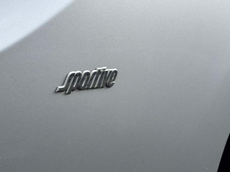 VAUXHALL VIVARO 1.6 CDTi 2700 BiTurbo ecoFLEX Sportive 2015