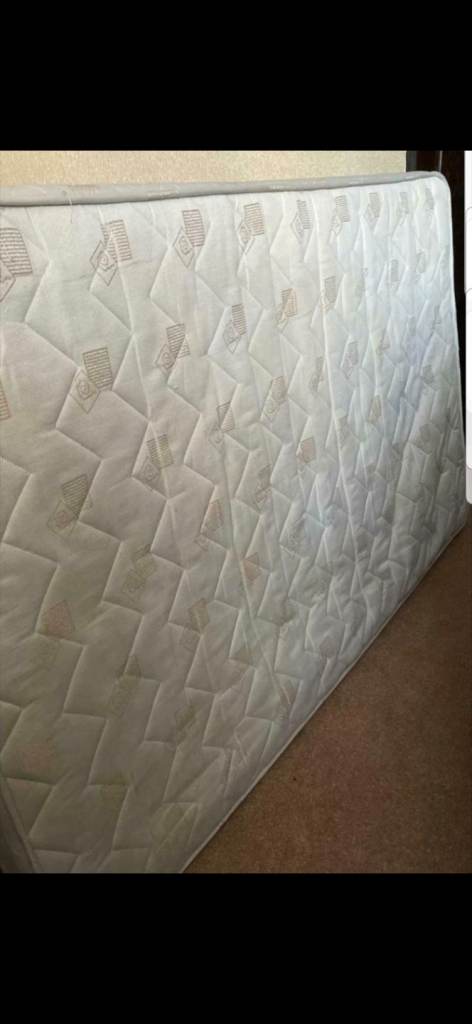 Nice 3/4 Small Double Queen Size Mattress Good Condition Can Deliver f