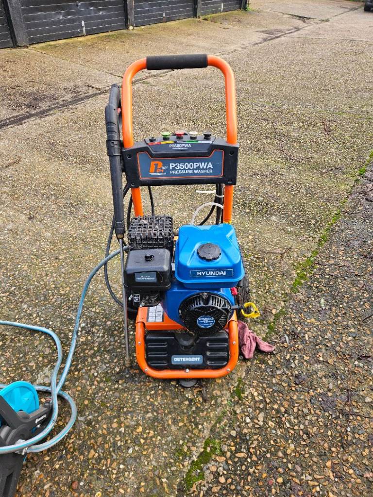 Pressure washer + Leaf blower +Ladder £360 ALL IN!