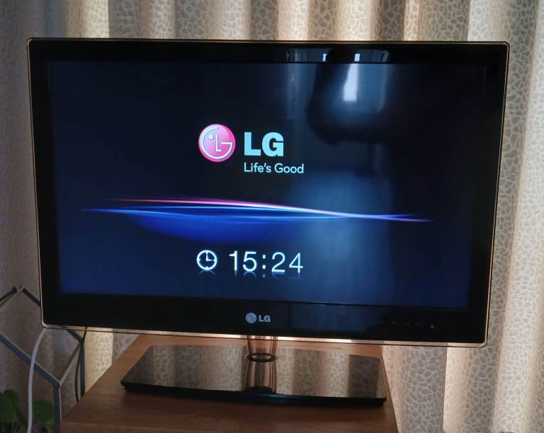 LG 26" Colour TV 