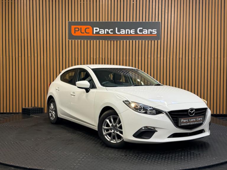 2014 Mazda 3 2.0 SKYACTIV-G SE Hatchback 5dr - 35 ROAD TAX - 9 SERVICES -