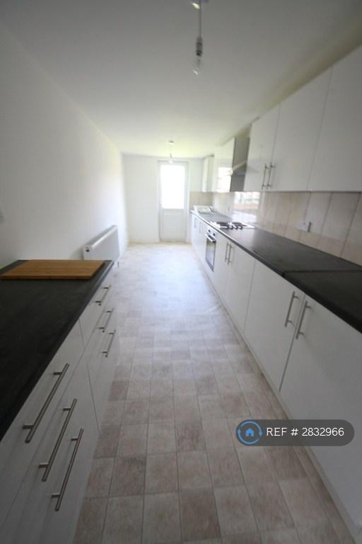 1 bedroom in Selsdon Road, London, NW2 (#2832966)