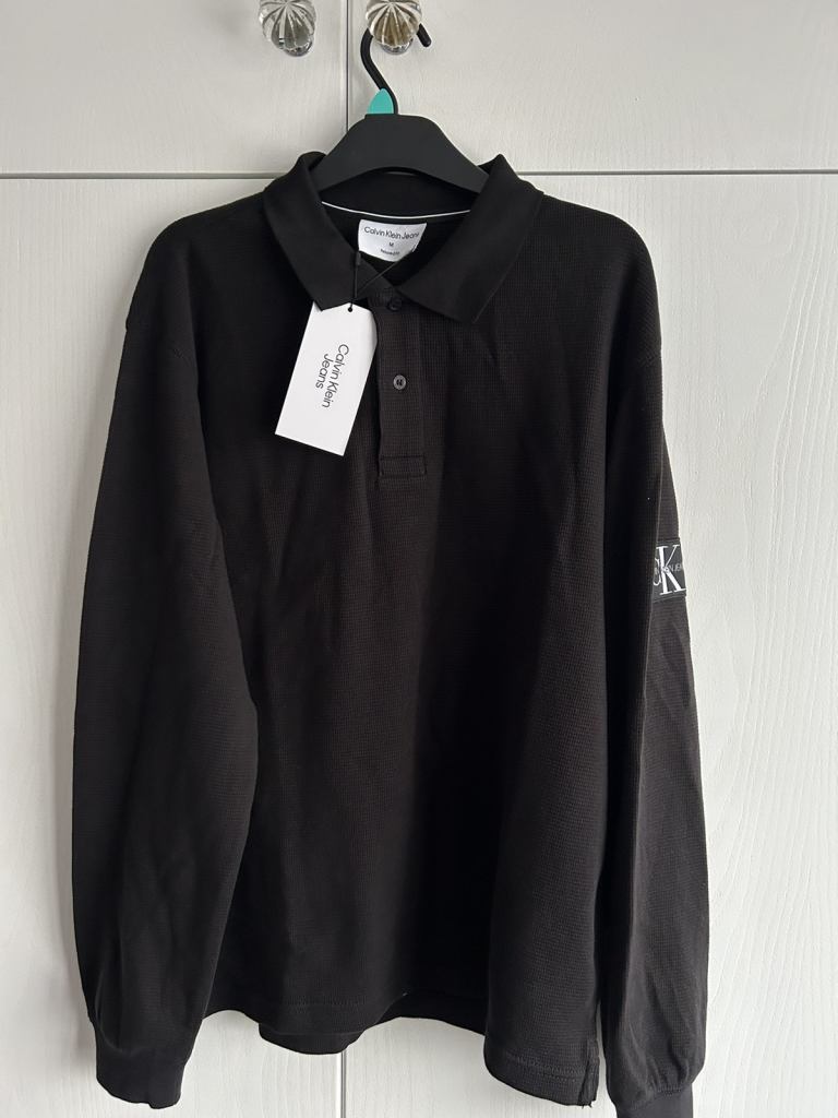 NEW Men’s CK long sleeve top