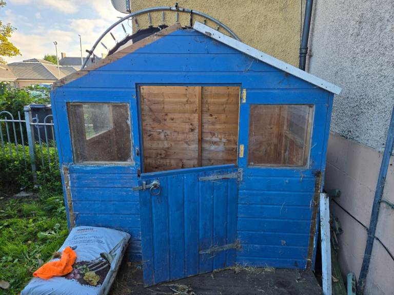 Small garden shed