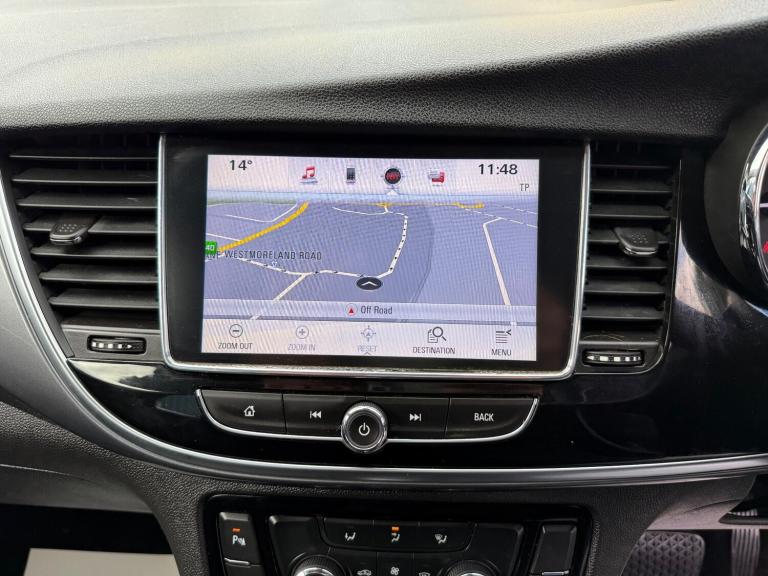 2017 Vauxhall Mokka X 1.4T Design Nav 5dr Auto HATCHBACK PETROL Automatic