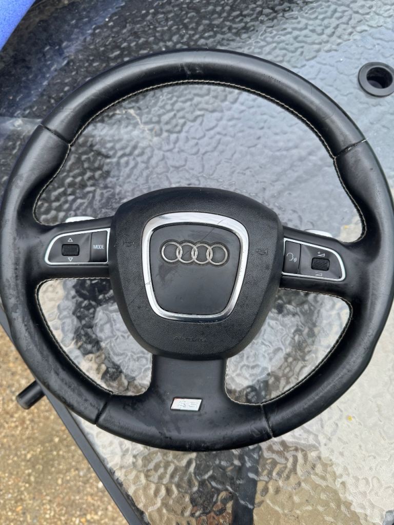 Audi s5 steering wheel