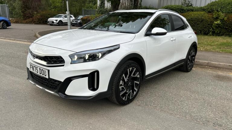 2025 Kia XCeed 1.5 T-GDi MT 3 HATCHBACK Petrol Manual