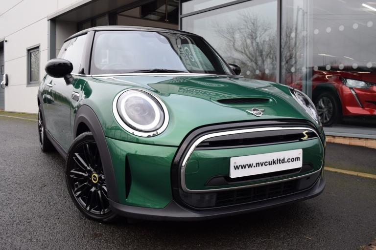 2022 MINI Hatch 135kW Cooper S Level 2 33kWh 3dr Auto HATCHBACK Electric Automatic