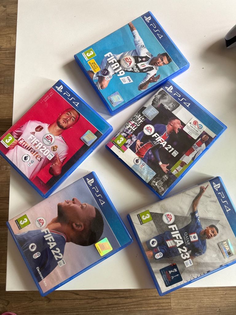 FIFA PS4 Games Bundle - FIFA 19, 20, 21, 22, 23