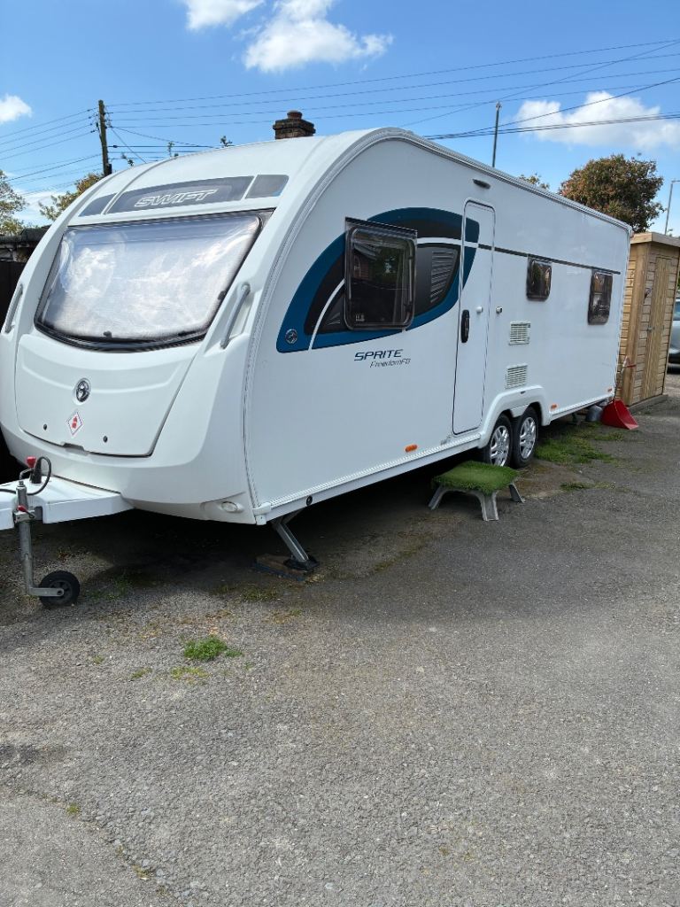 SWIFT SPRITE FREEDOM FB CARAVAN FOR SALE
