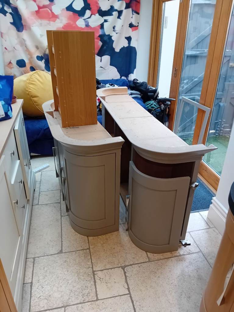 Kitchen cupboard units - good condition