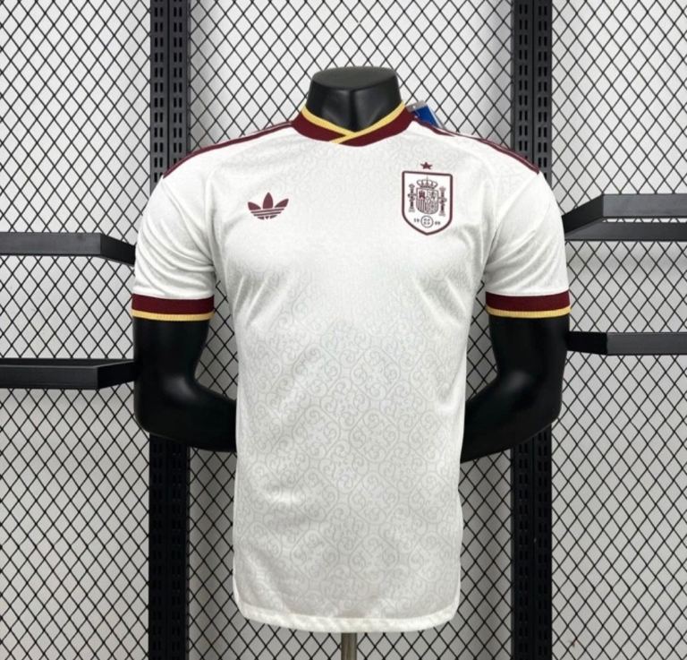 adidas 2026/27 Spain World Cup Away Football Shirt - Size S - Same/next day shipping