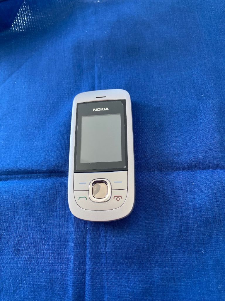 Nokia Slider Phone - Silver, Good Condition