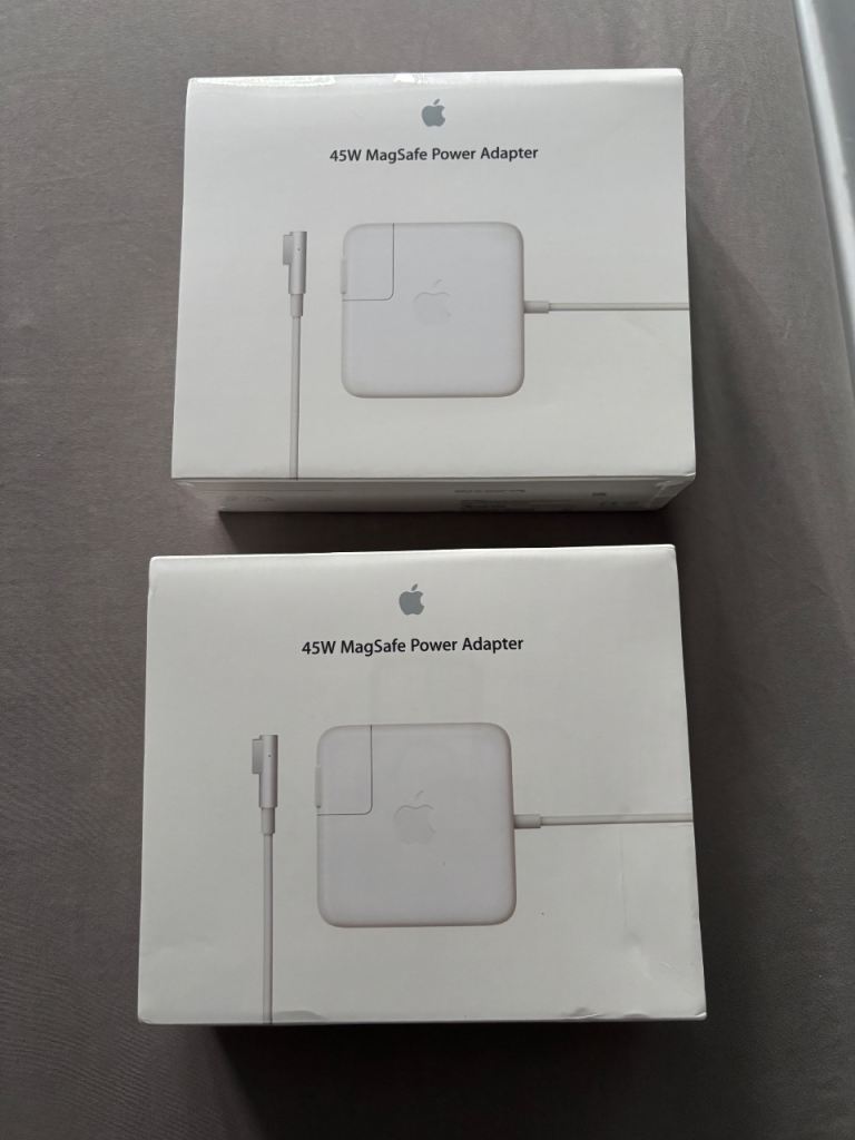 Apple 45W Magsafe Power Adaptor
